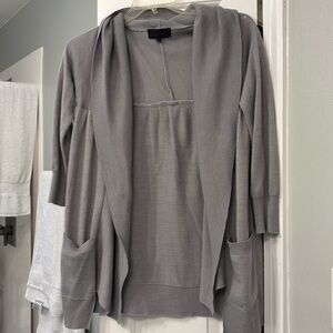 Harmonie Gray sweater size small
